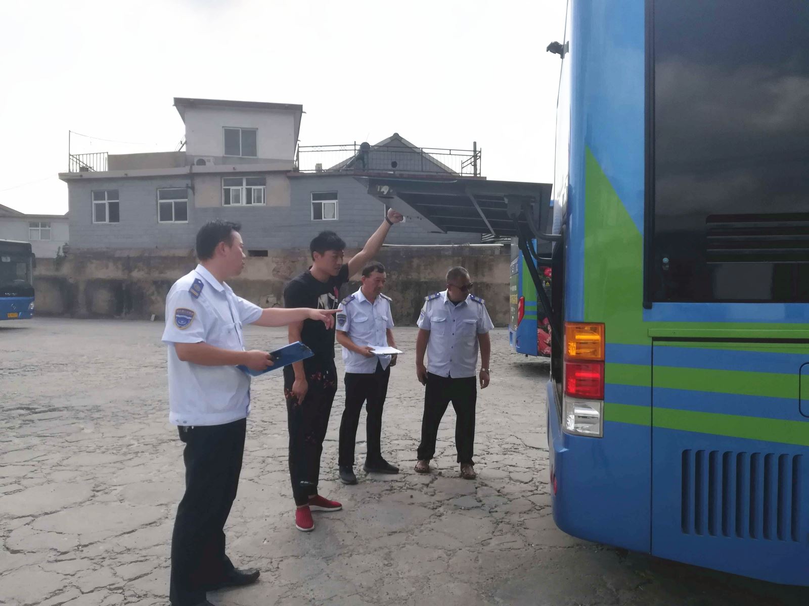 公交集團(tuán)海通公交公司做好新入職駕駛員崗前培訓(xùn)考核工作